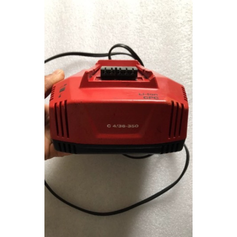 Power Tools Toolstation - Pengisi Daya Cepat Multi-Tegangan C 4/36-350